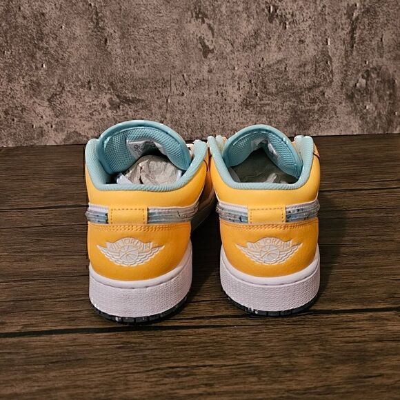 Jordan 1 low     - Picture 5 of 6